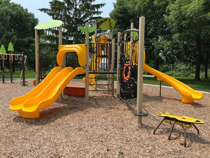 Fenelon/Venus Park, Oshawa, Ontario